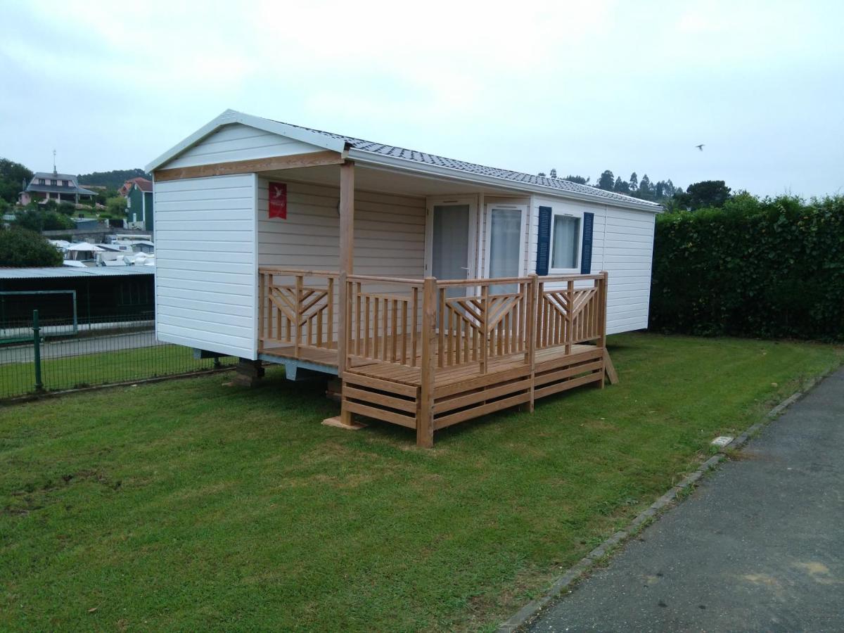 Camping Las Gaviotas Naveces 外观 照片