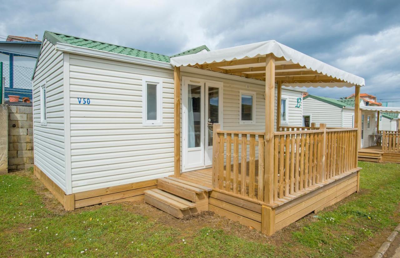 Camping Las Gaviotas Naveces 外观 照片