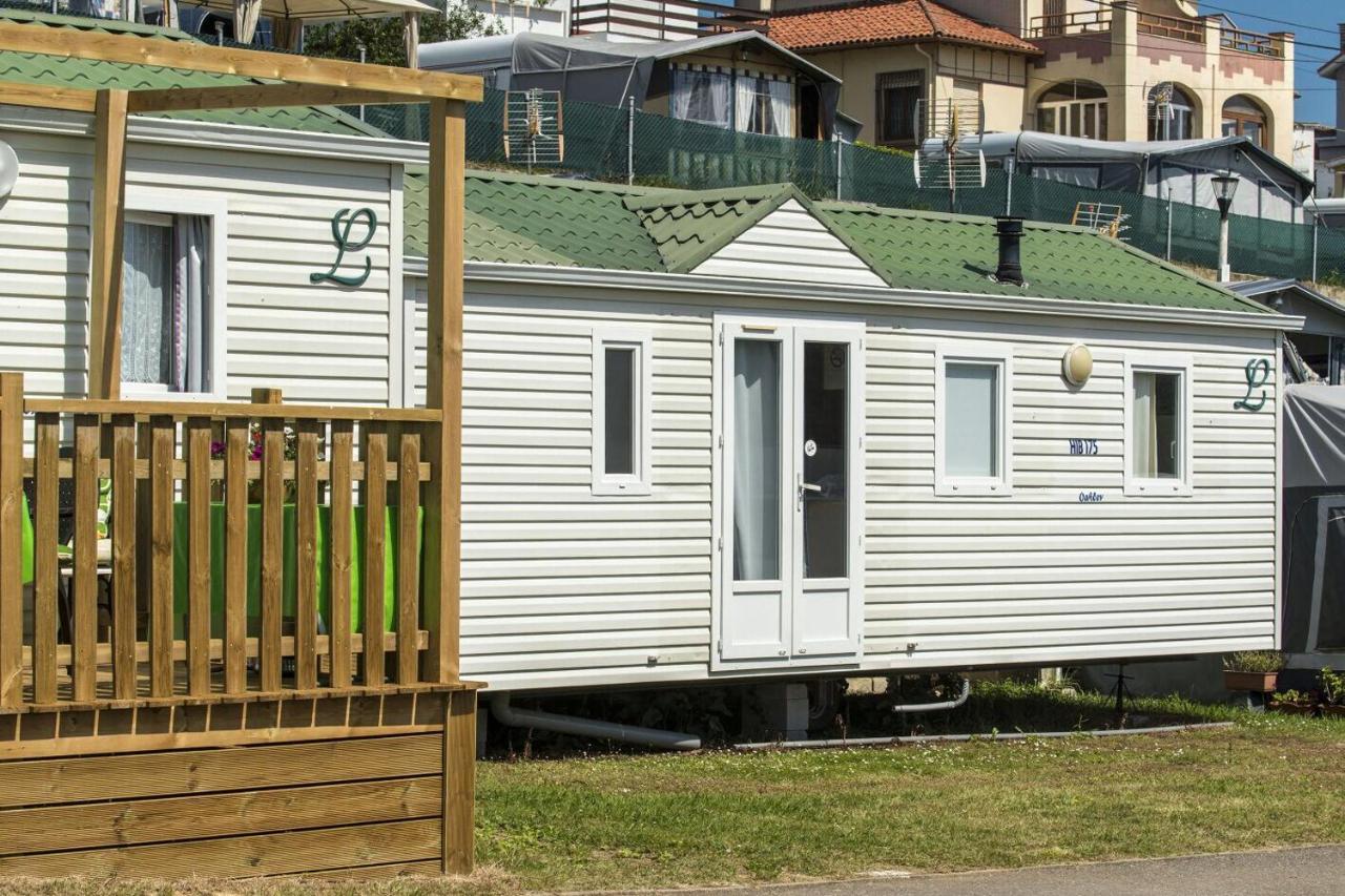 Camping Las Gaviotas Naveces 外观 照片